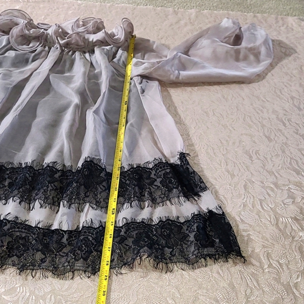 NWT Ryu Mauve Ruffled Neck Flowy Tunic Long Top Blouse w/ Black Floral Lace - Picture 13 of 17